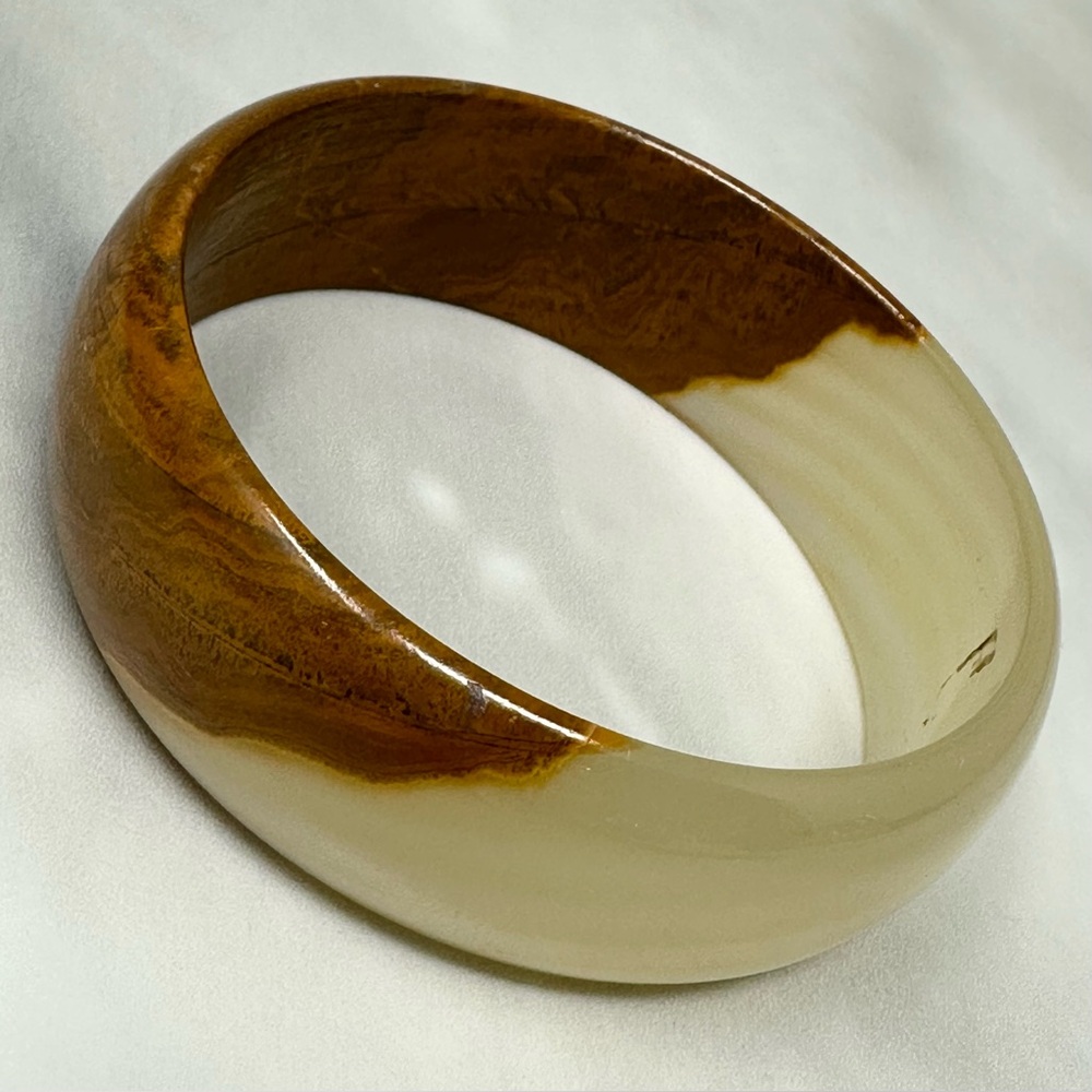 Mexican Onyx Stone Carved Bangle Bracelet - Picture 2 of 5